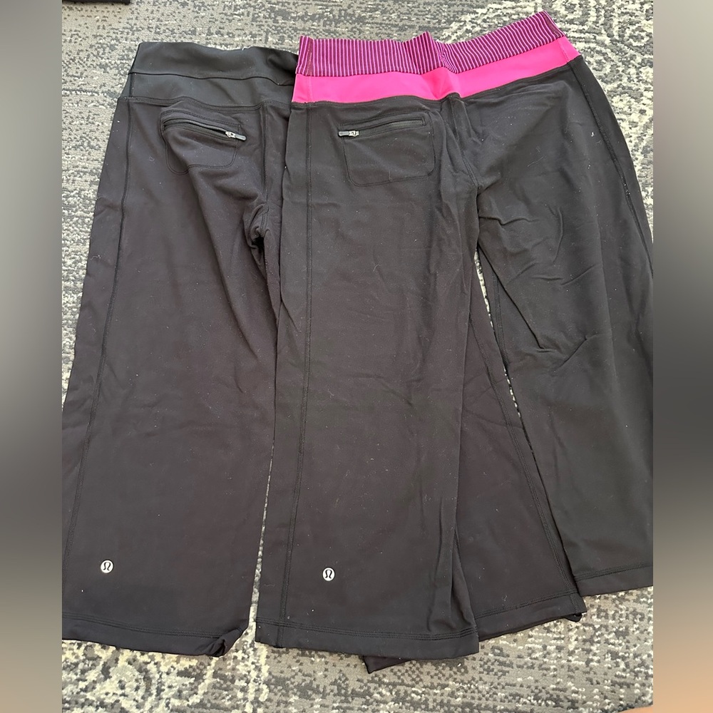 💕Two pairs of wide leg Lululemon capris size 10